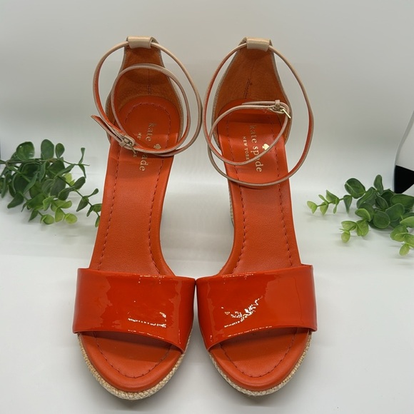 Kate Spade Orange/ Tan Ferrel Vachetta Ankle Strap Sandal Wedges -size 7 - Picture 4 of 10